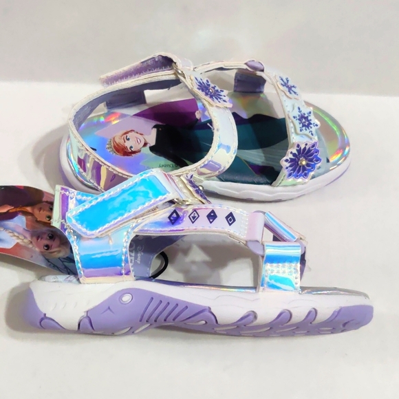 Frozen Sandals Toddler Girls Size 7 11 or 12 Lights Up Elsa Anna - Picture 3 of 4